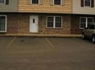 100 E Newport St APT 5, Hanover Township, PA