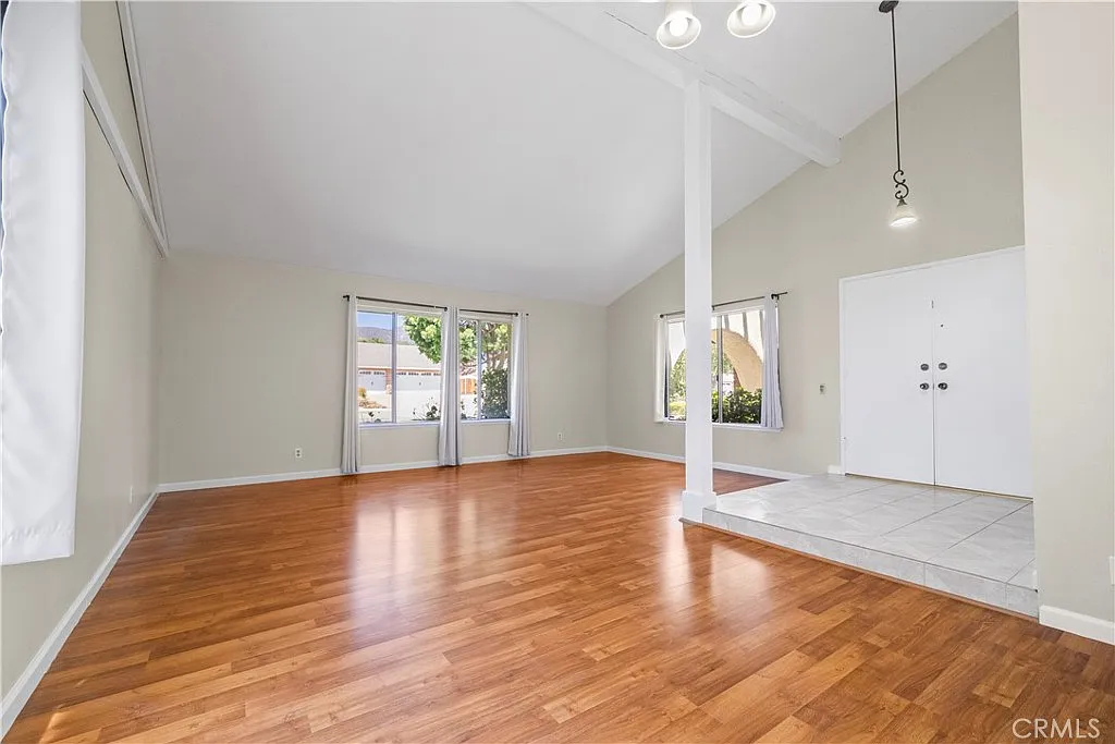 3 bed, 1773 sqft, $4,200 — Photo 4