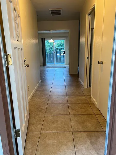 2409 Riedel Way Photo 1