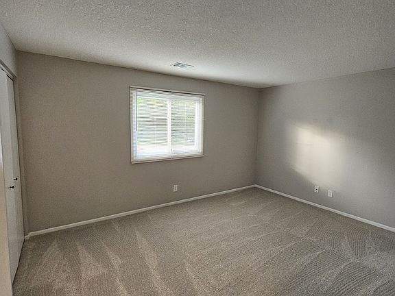 3rd image of 3795 Creek Hill Dr APT 2
