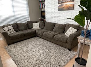 9750 S Indian Ridge Dr #B, Sandy, UT 84092