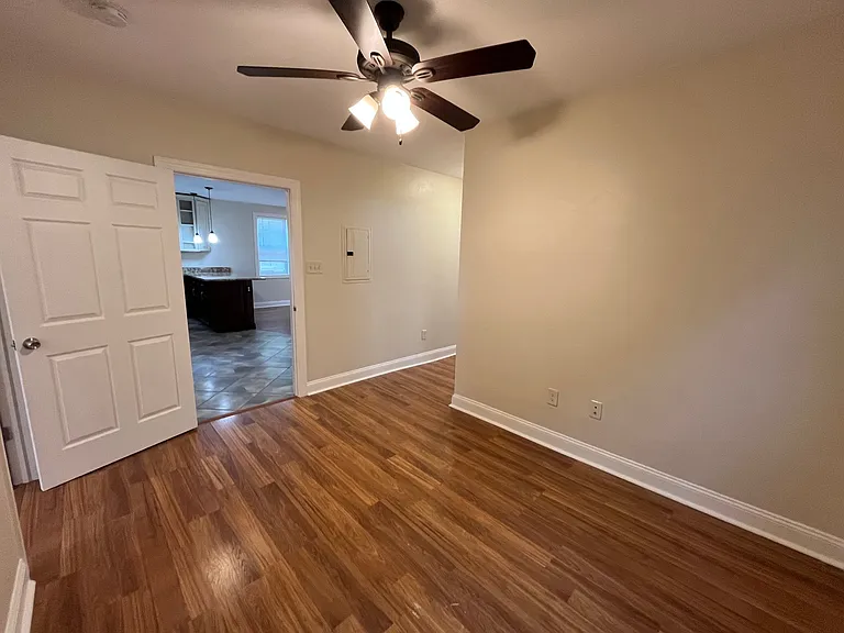 6368 Morrowfield Ave — Photo 17