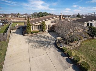 14023 S Sea Biscuit Ct, Orland Park, IL 60467