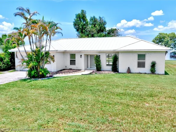 107 Lakefront Ln NW, Lake Placid, FL 33852