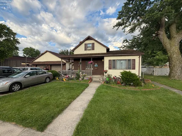 207 Woodbine St, Willard, OH 44890