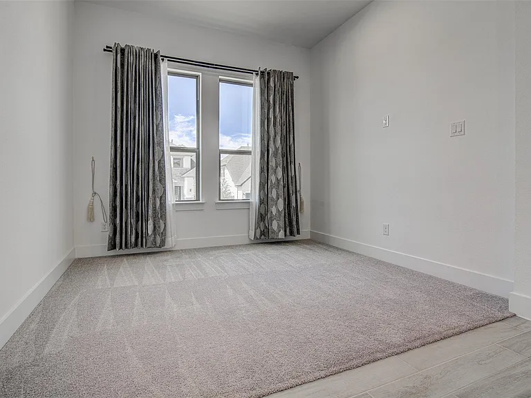 22300 Lago Lookout Ln — Photo 36