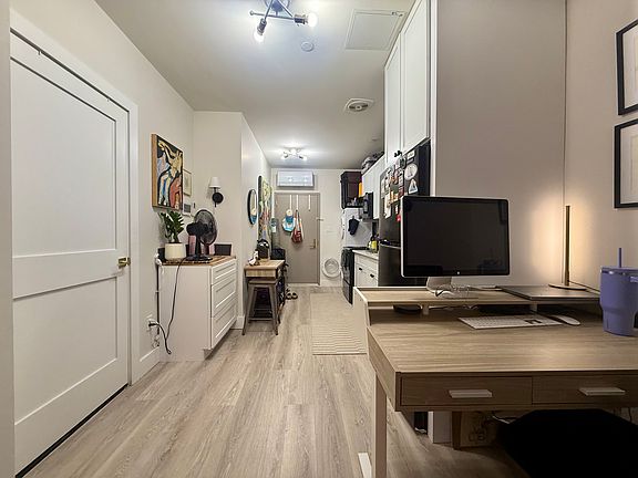 5th image of 952 Bedford Ave #1E