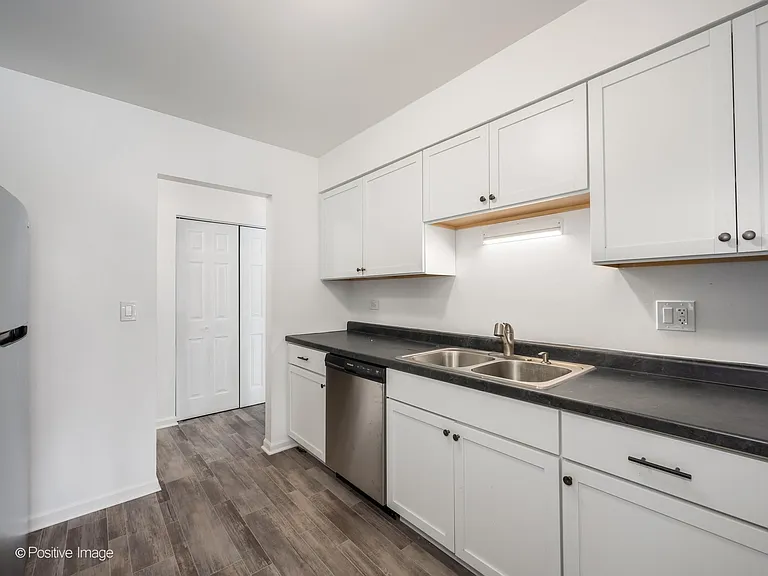1120 E Randville Dr #206 — Photo 15