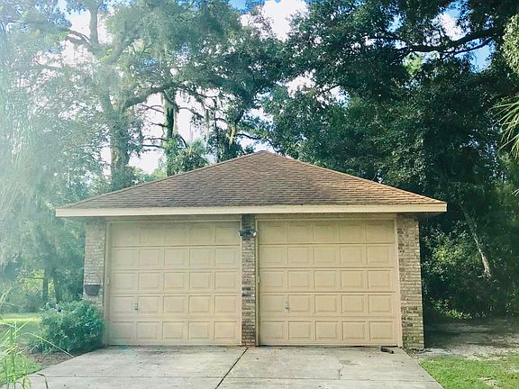 2nd image of 1823 E Spruce Creek Blvd
