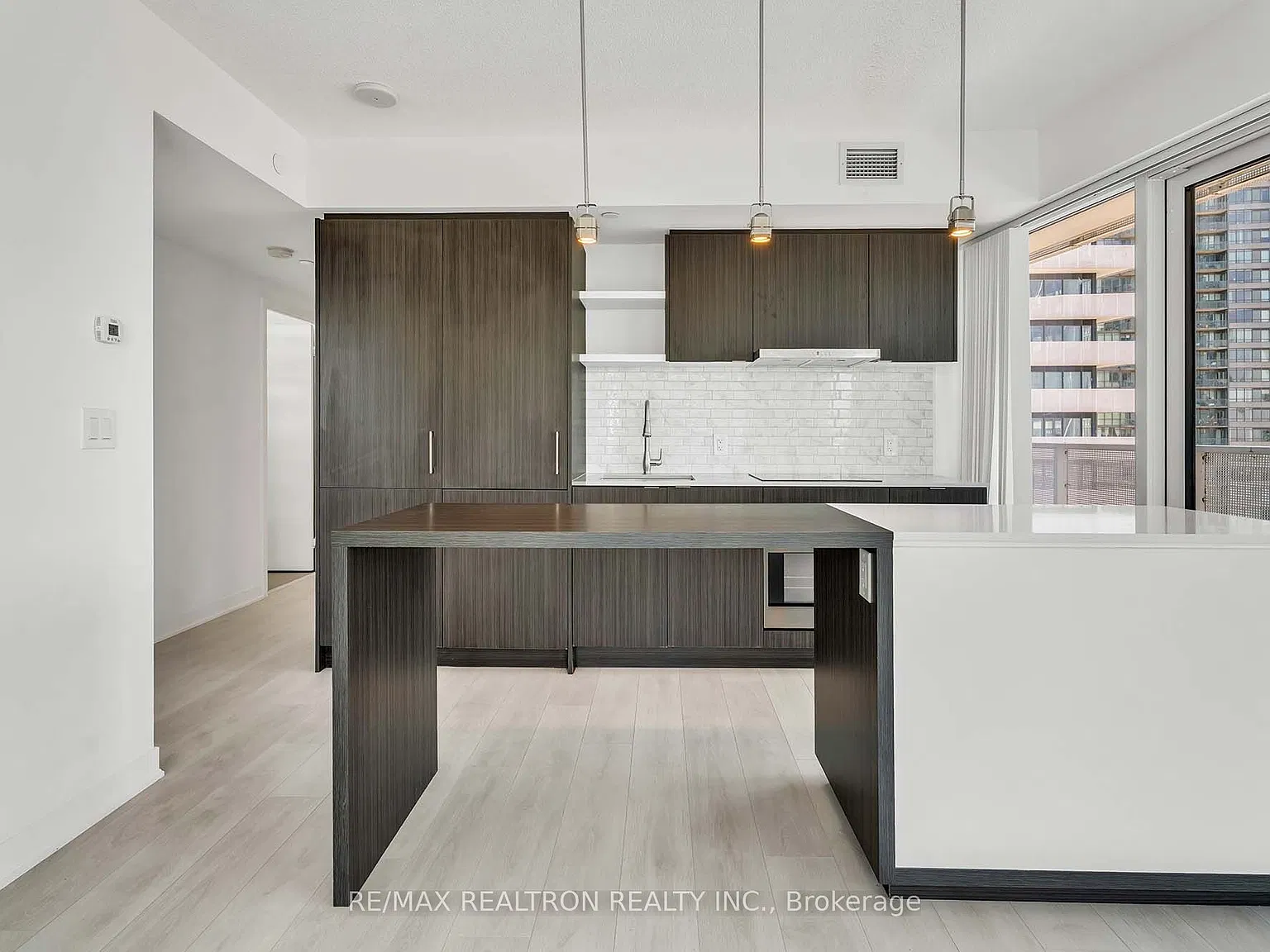 2 bed, $3,600 — Photo 4