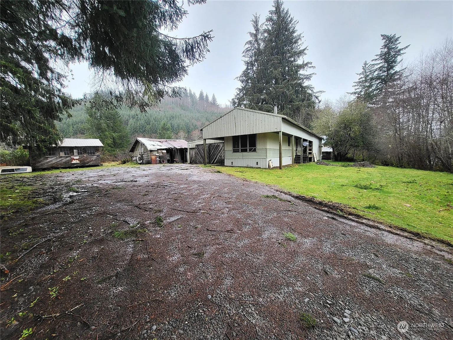 203133 Highway 101 photo 1