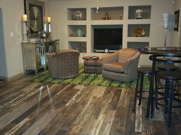 5th image of Sherwood Ct