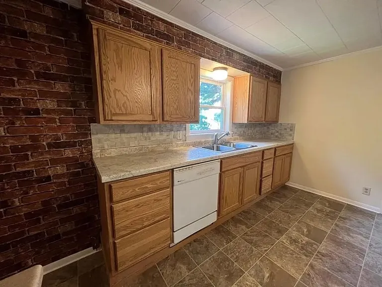 808 Grand Ave — Photo 11