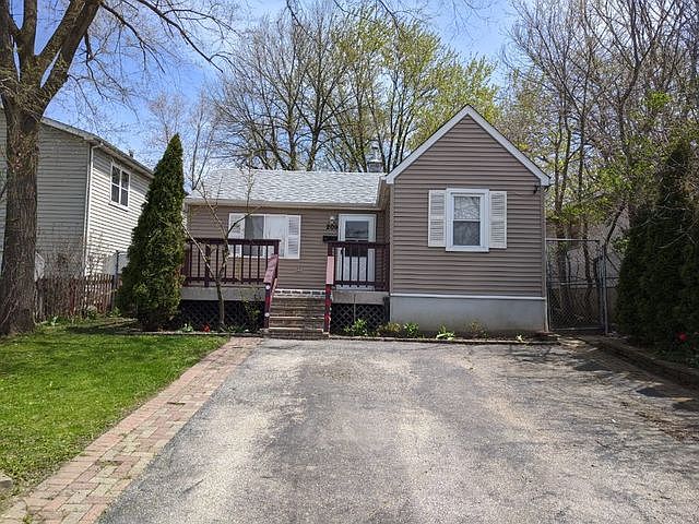 1st image of 209 N Prospect Dr