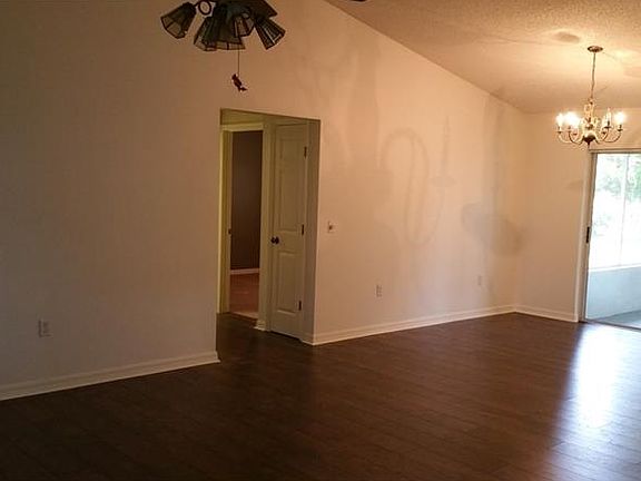3rd image of 7938 Sioux Ln