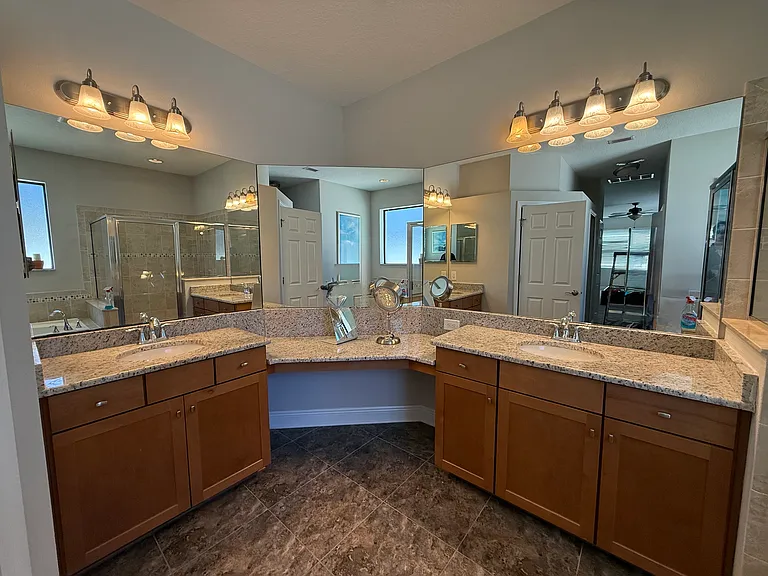 11811 Harpswell Dr — Photo 9