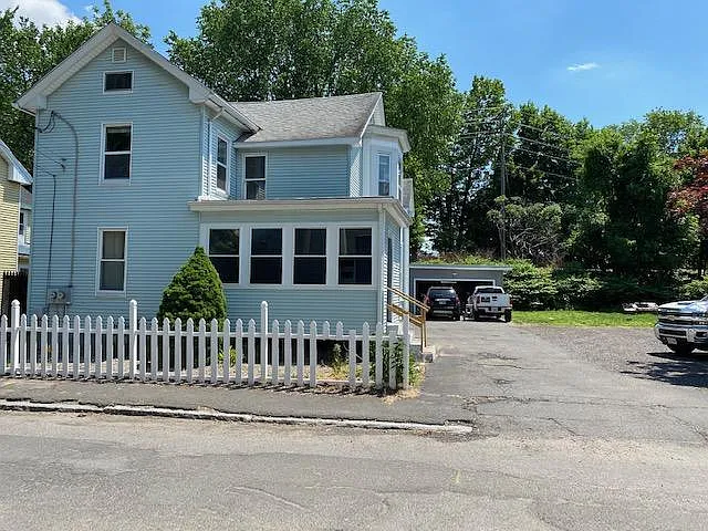5 Sibley Ave
