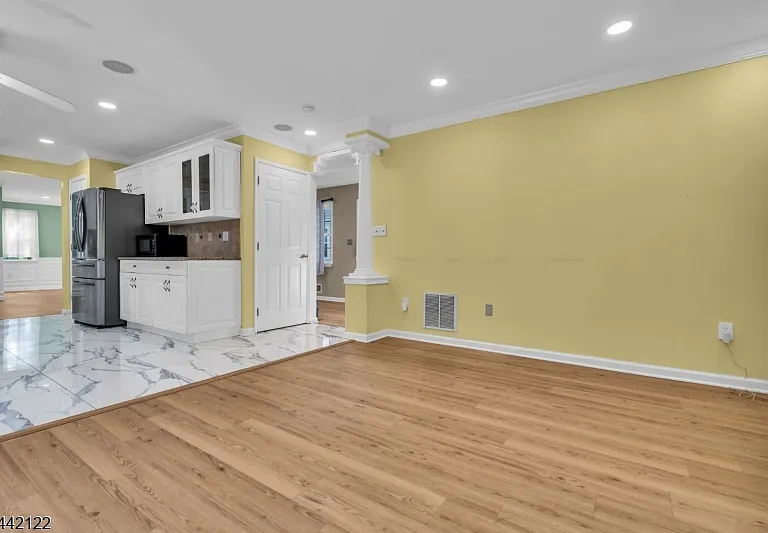 67 Nostrand Rd — Photo 20