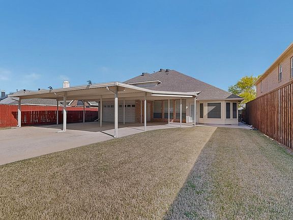 5th image of 5821 Madison Dr