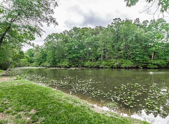 4th image of 3601 Lockshire Dr