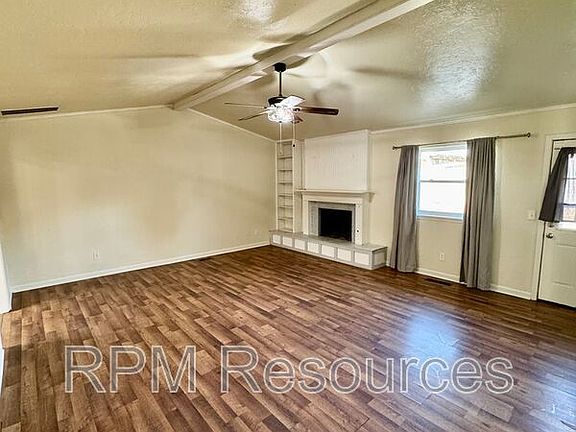 3rd image of 10449 Dover Dr