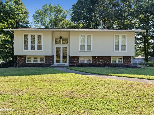 9012 Shallowford Rd, Knoxville, TN 37923