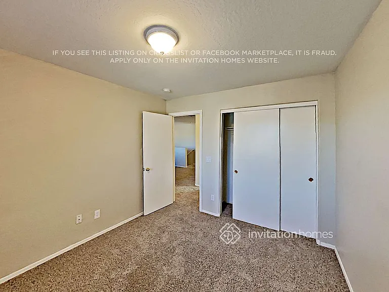 423 S Sabrina — Photo 16