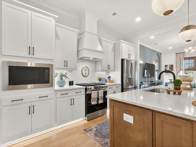 1852 Williamette Trce, Hoover, AL, 35244
