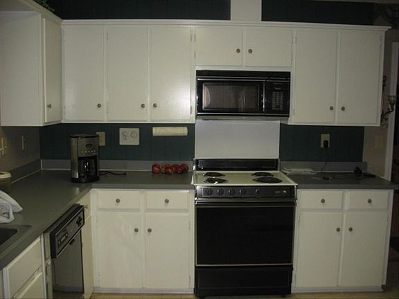 5th image of 6215 Jean St