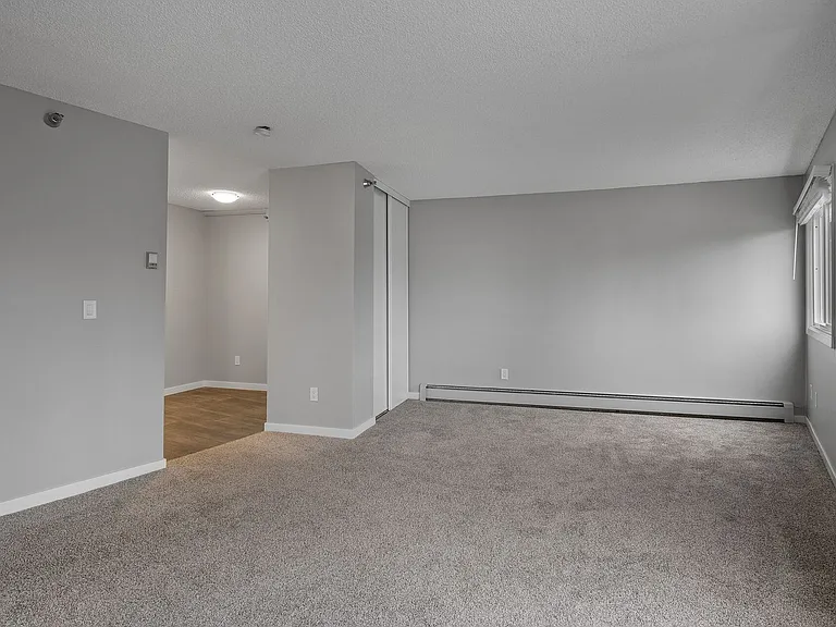 Hillcrest Place — Photo 42