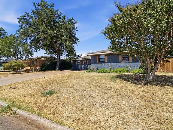 2nd image of 113 Sumner Dr