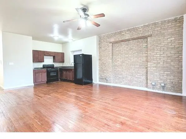 440 E 62nd St #105, Chicago, IL 60637