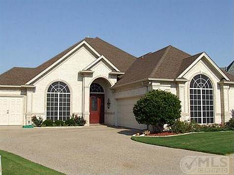 2nd image of 2311 Marseilles Ct