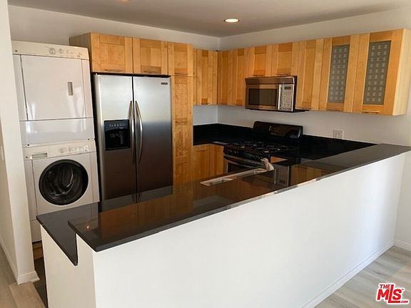 4th image of 18239 Coastline Dr