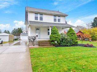 961 Davis St, Akron, OH 44310