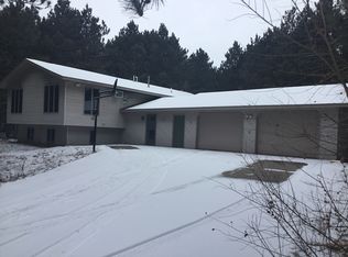 528 E Congdon Dr, Coloma, WI 54930