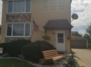 8715 W 73rd Pl APT 2, Justice, IL 60458