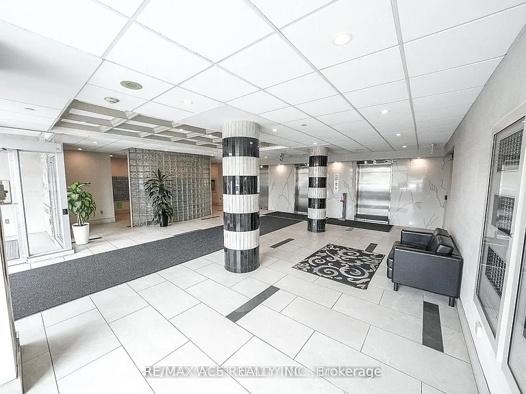 1470 Midland Ave #811 — Photo 3