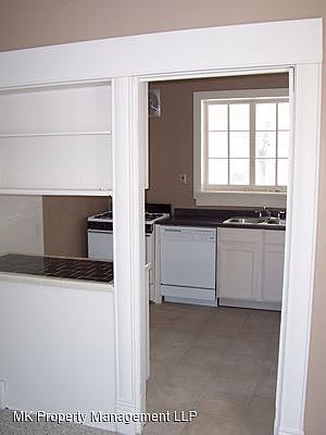 2nd image of 1814 Humboldt St
