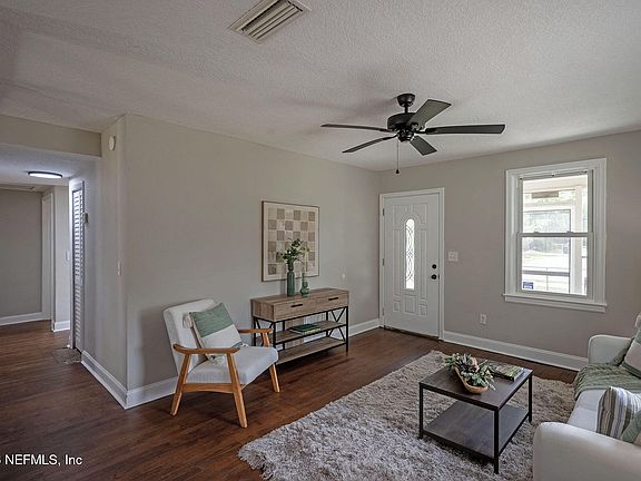 2nd image of 5319 KINGSBURY Street