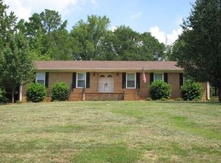 840 Academy Dr, Elberton, GA 30635