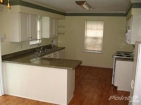 3rd image of 3420 Sheryl Dr
