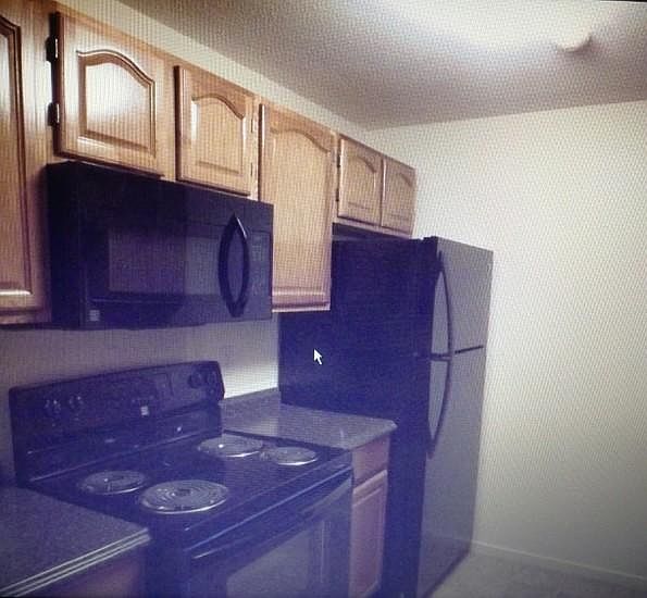 Newly renovaed kitchen with all the appliances
