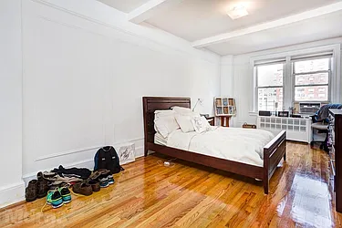 Rented by Mdrn Residential