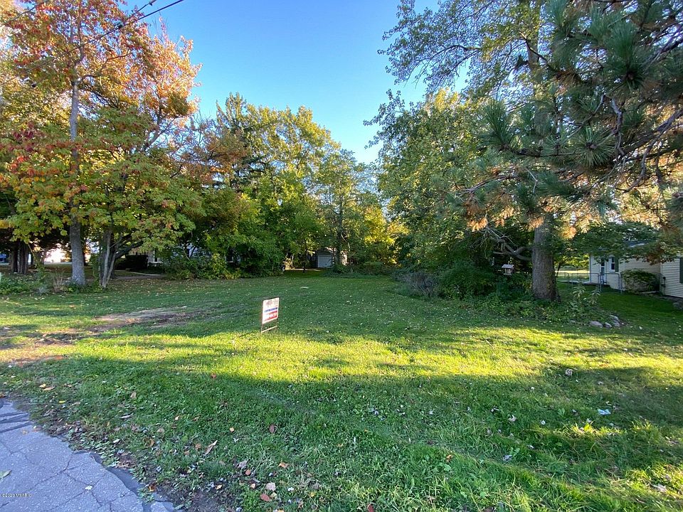 1st image of Sunnyside Dr