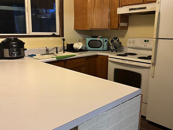 4th image of 7229 151st Ave NE