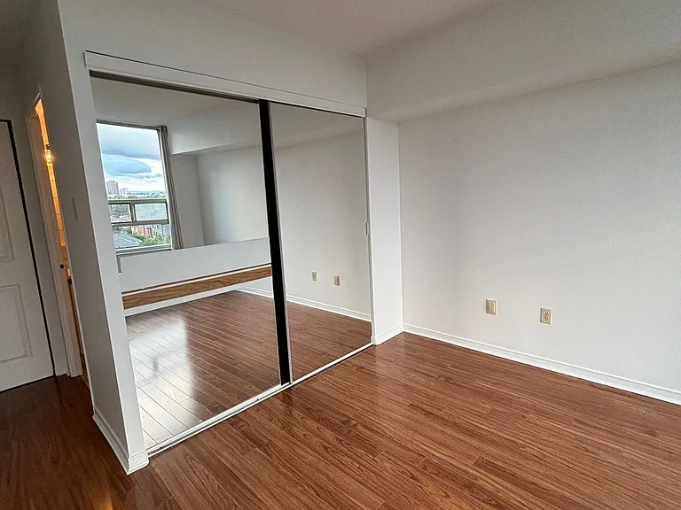 250 Webb Dr #701 — Photo 8