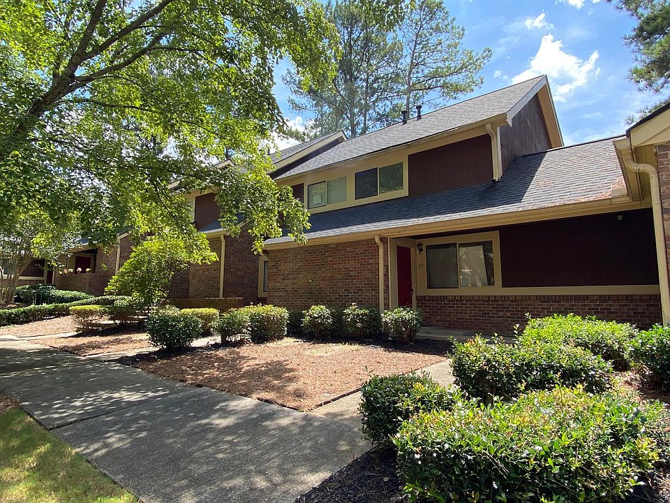 2nd image of 23 Country Place Ct