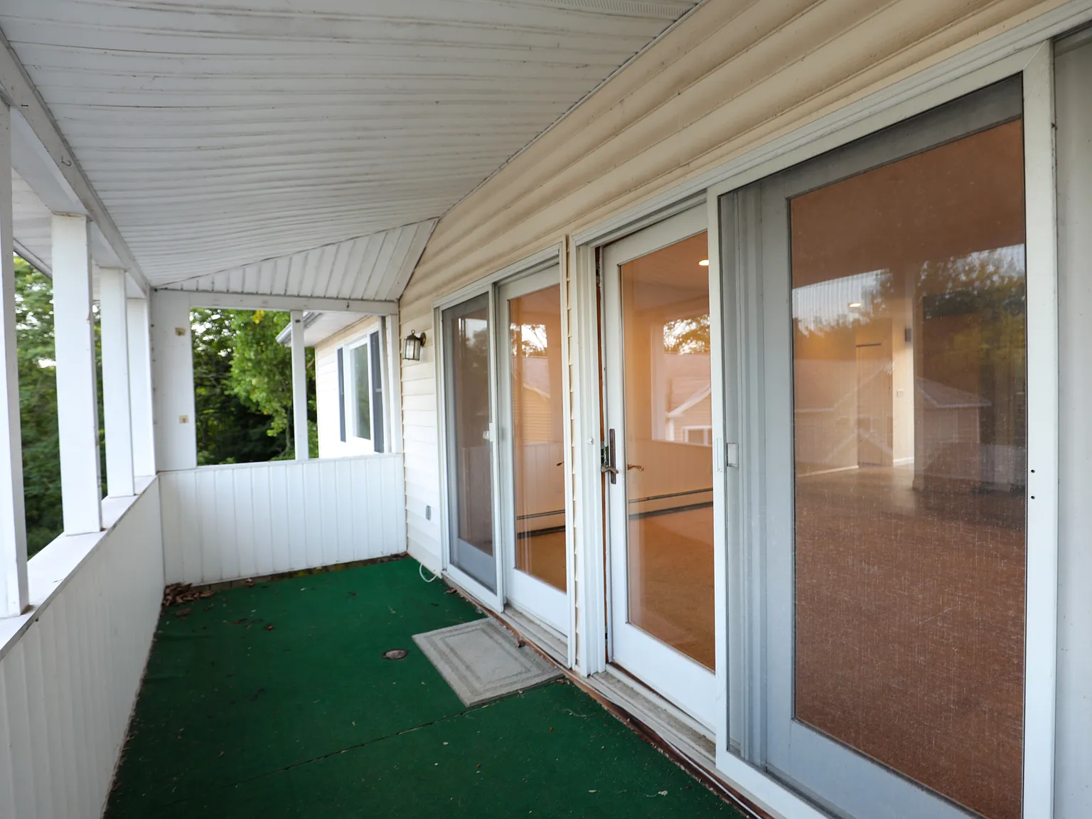 4 bed, 1500 sqft, $2,700 — Photo 4