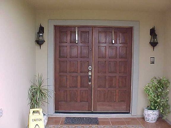5th image of 3202 Noble Dr